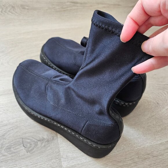 Miista E8 Platform 'Sock' Boots - Picture 2 of 6